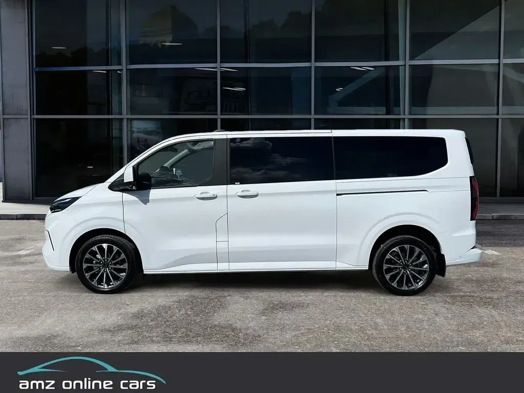 Neu Ford Tourneo Custom Titanium X 170 PS (125 kW) 2026 Weiß Van