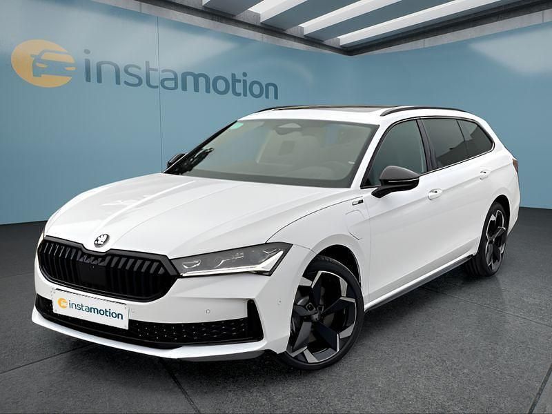 Weiß Neu 2025 Skoda Superb Kombi | 58.649 € - Bild 1/4