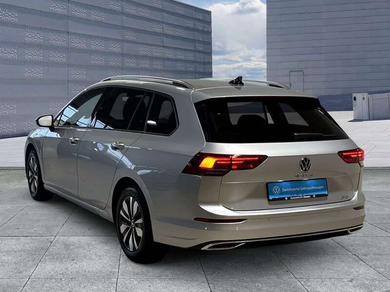 Gebraucht VW Golf VIII Move 131 PS (96 kW) 2024 Reflexsilber (metallic) Kombi