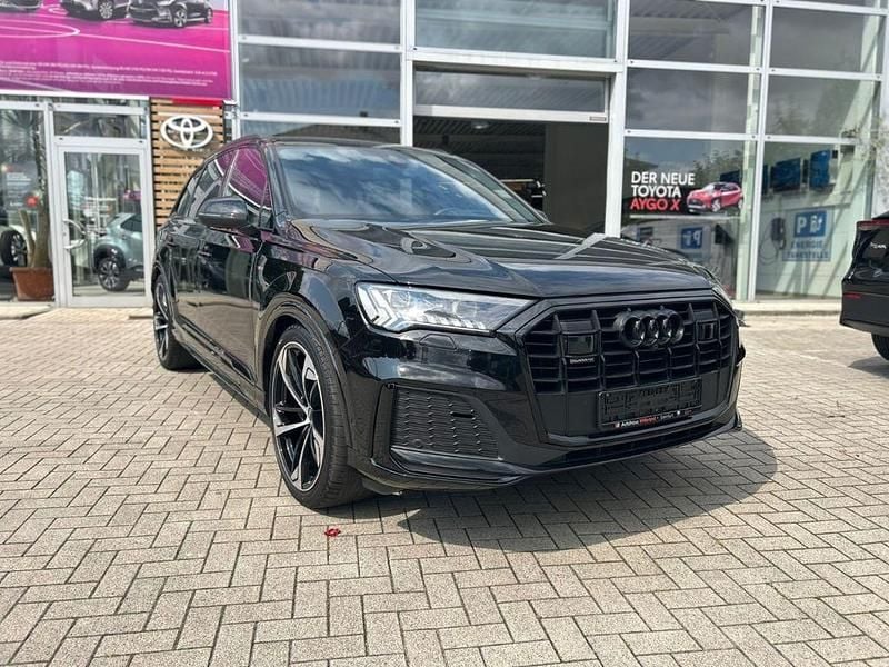 Schwarz Gebraucht 2023 Audi Q7 Competition SUV | 67.950 € (Fairer Preis) - Bild 1/4