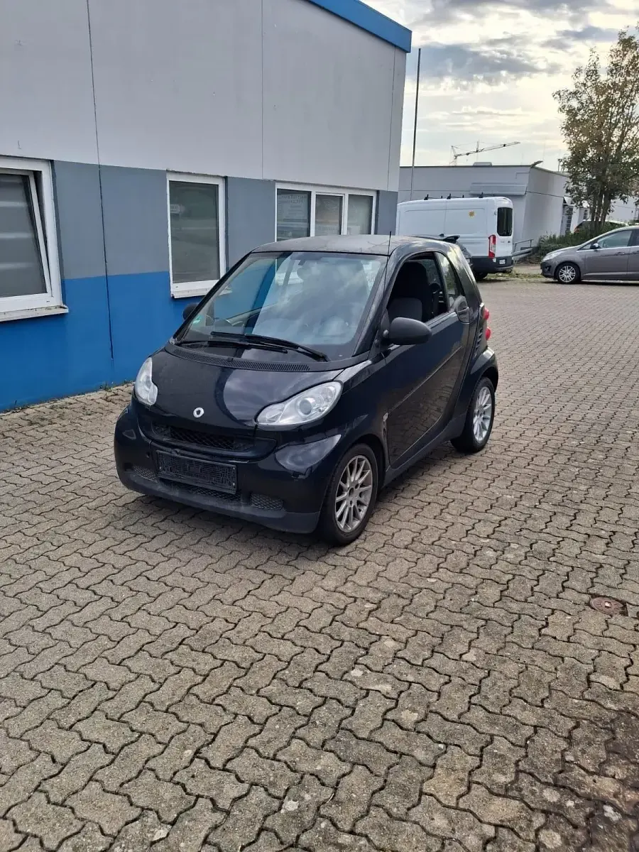 Gebraucht Smart ForTwo Coupé 61 PS (44 kW) 2012 Schwarz Coupé