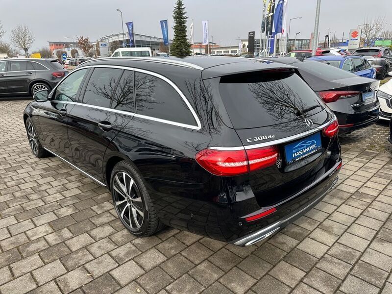 Gebraucht Mercedes E300 194 PS (142 kW) 2019 Schwarz Kombi