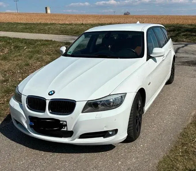 Gebraucht BMW 320 184 PS (135 kW) 2011 Weiß Kombi