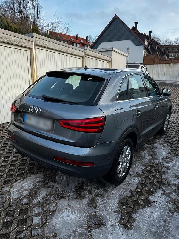 Gebraucht Audi Q3 170 PS (125 kW) 2012 Grau SUV