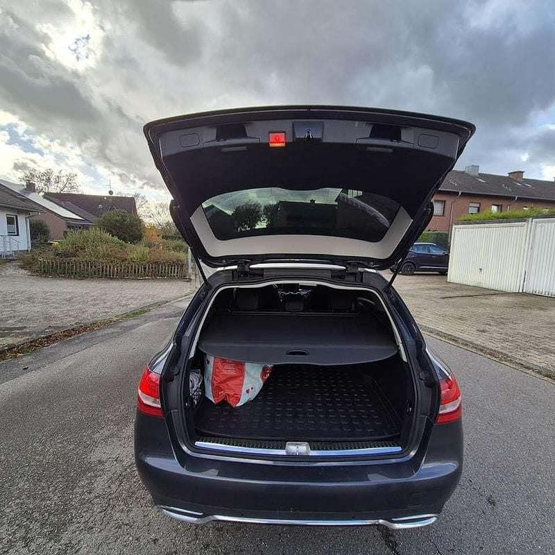 Gebraucht Mercedes C200 Elegance 122 PS (89 kW) 2015 Kombi