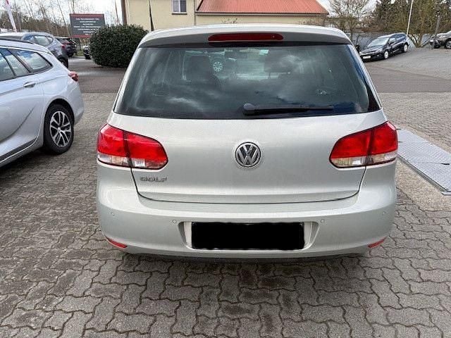 Gebraucht VW Golf VII Match 86 PS (63 kW) 2012 Gold Limousine