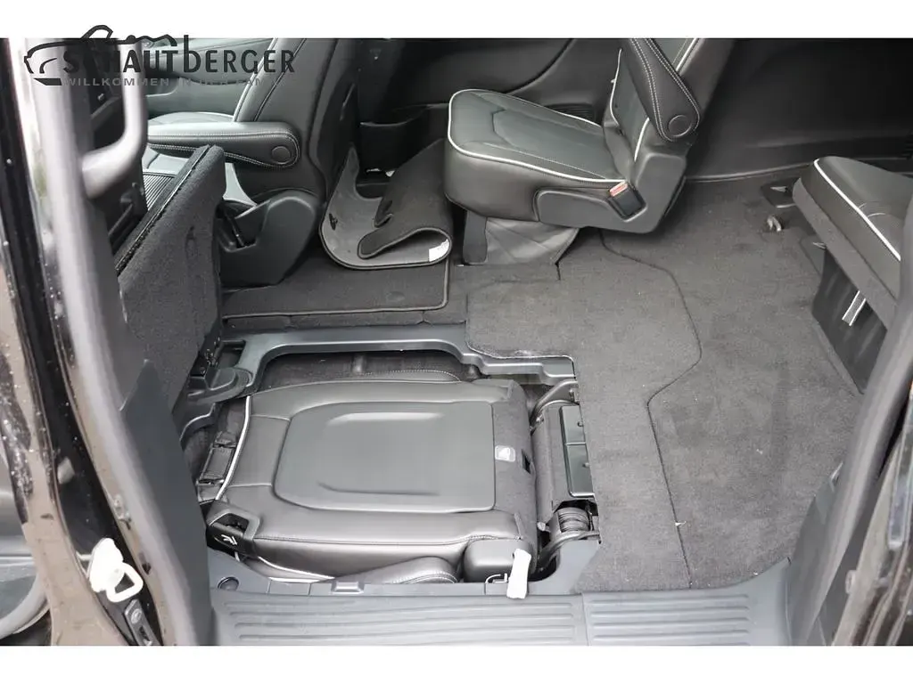 Nuevo Chrysler Pacifica 291 CV (214 kW) 2026 Negro Van