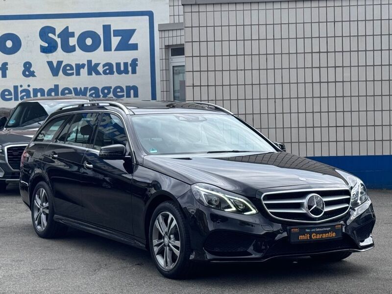 Gebraucht Mercedes E220 AMG line 170 PS (125 kW) 2016 Schwarz Limousine