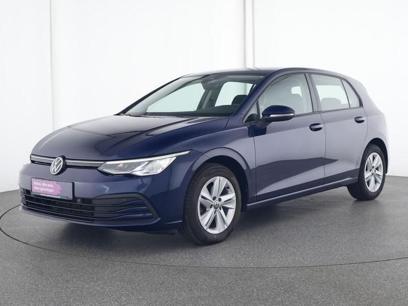 Blau Gebraucht 2022 VW Golf VIII Life Limousine | 20.481 € (Fairer Preis) - Bild 1/4