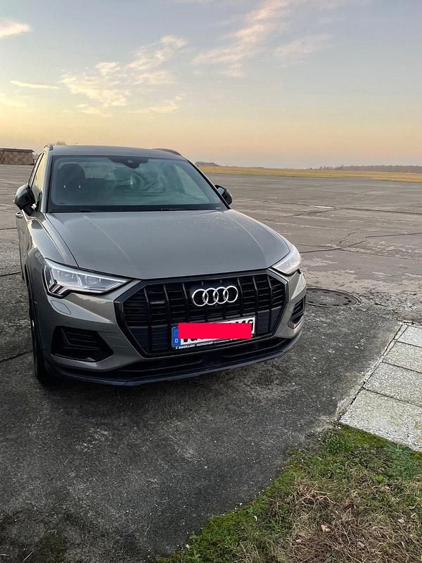 Usata Audi Q3 Advanced Plus 190 CV (139 kW) 2019 Grigio SUV