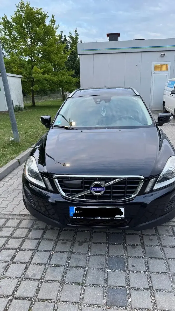 Gebraucht Volvo XC60 215 PS (158 kW) 2012 Schwarz SUV