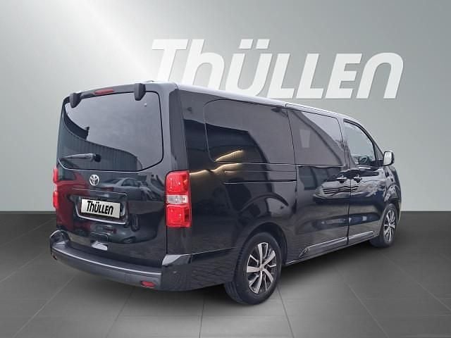 Gebraucht Toyota Proace Verso Comfort 144 PS (105 kW) 2023 Schwarz Kombi