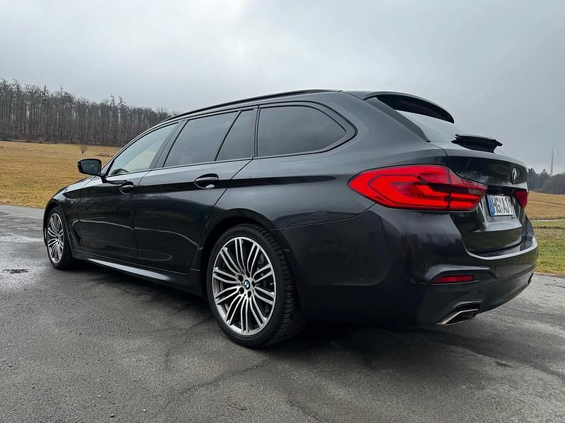 Gebraucht BMW 540 Shadowline 340 PS (250 kW) 2019 Grau Kombi