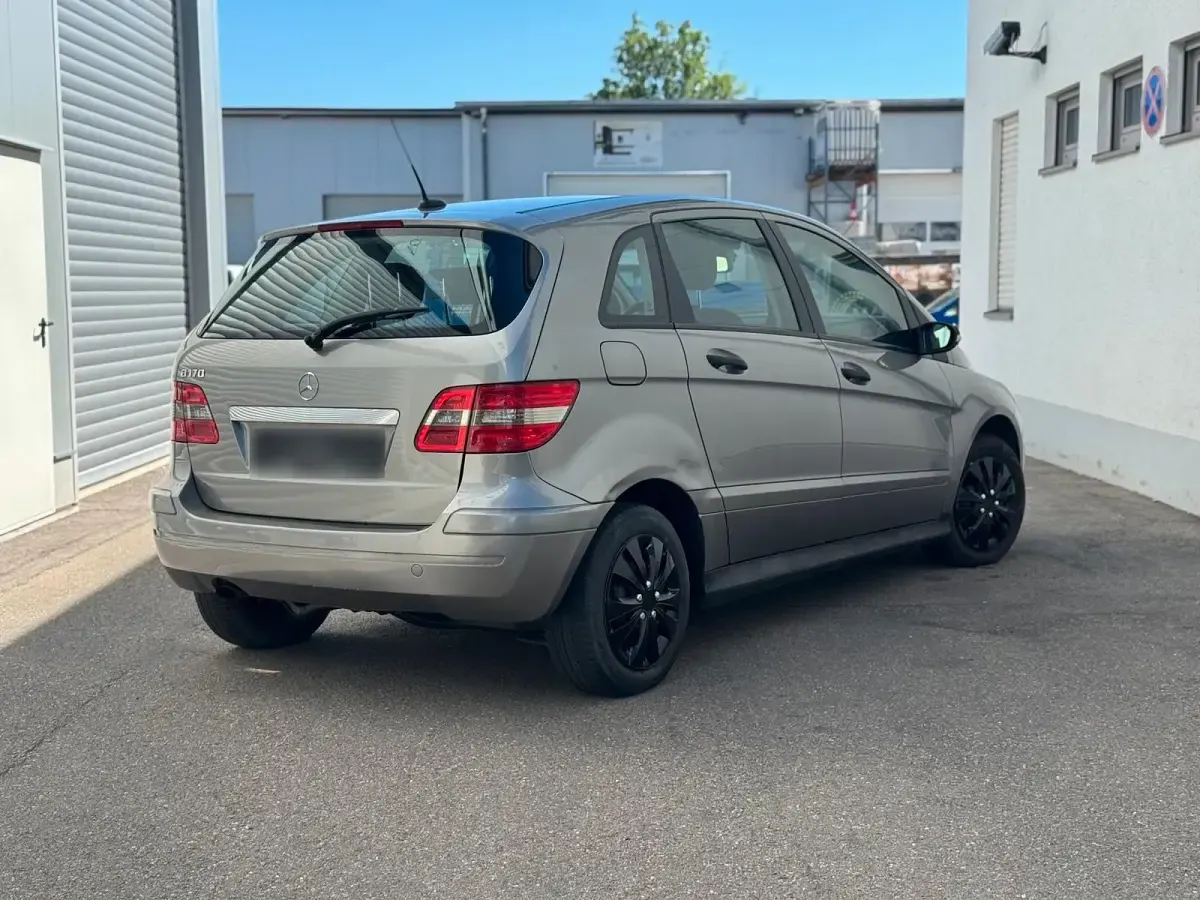 Gebraucht Mercedes B170 116 PS (85 kW) 2008 Grau Van / Kleinbus