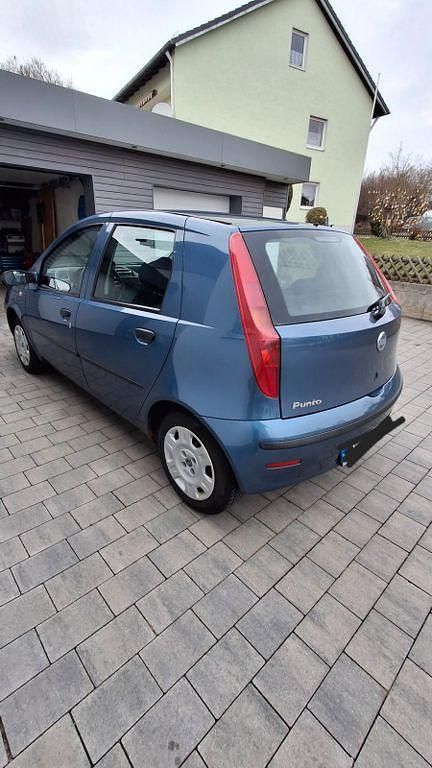 Gebraucht Fiat Punto Active 60 PS (44 kW) 2005 Blau Kleinwagen