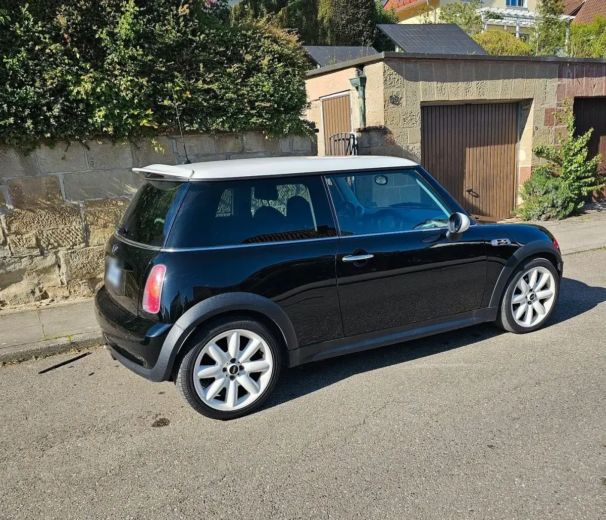 Second-hand Mini Cooper S 163 CP (119 kW) 2004 Negru Hatchback