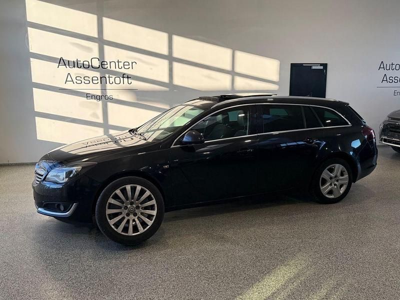 Gebraucht Opel Insignia Innovation 163 PS (119 kW) 2014 Schwarz Kombi