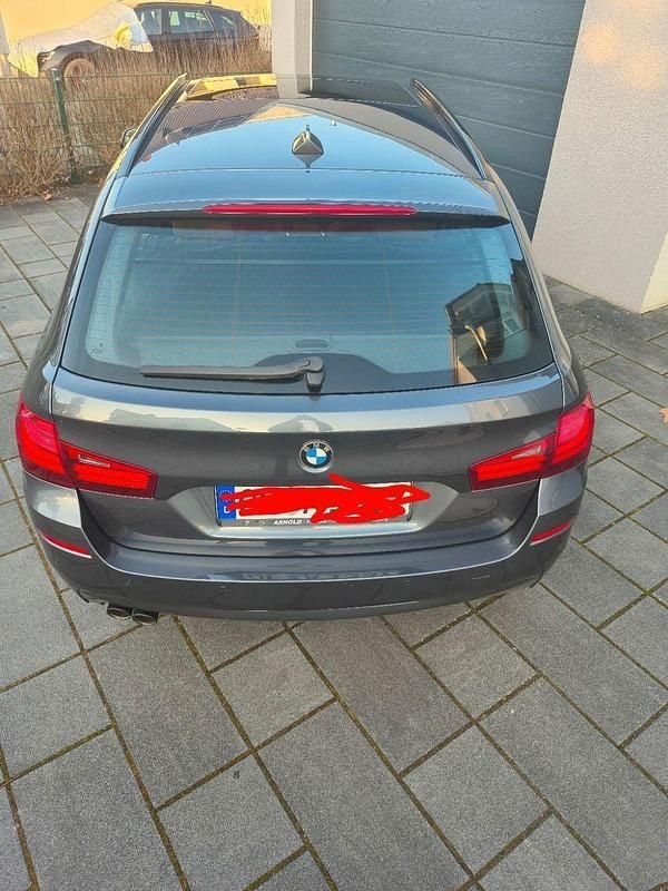 Gebraucht BMW 525 218 PS (160 kW) 2015 Grau Kombi