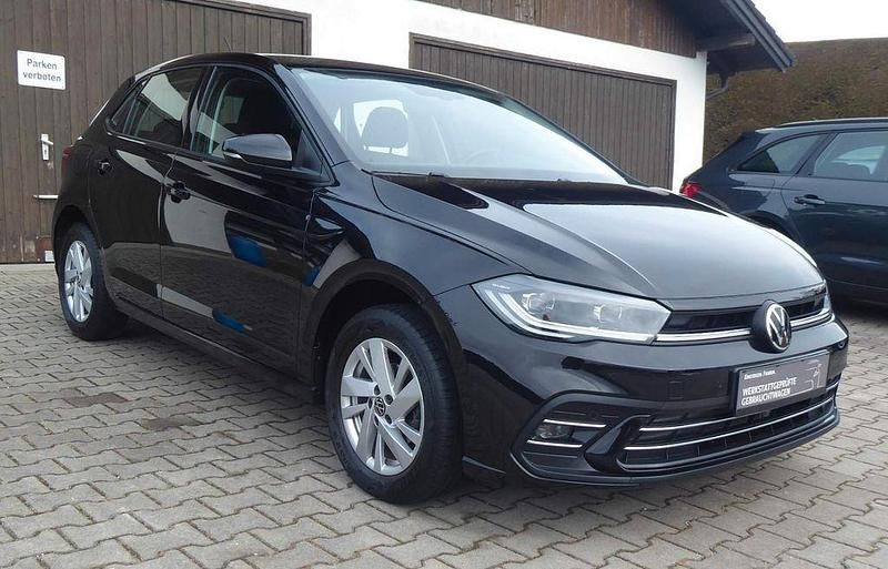 Gebraucht VW Polo Style 95 PS (69 kW) 2022 Schwarz Kleinwagen