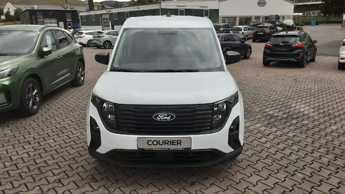 Neu Ford Transit Trend 101 PS (74 kW) 2026 Frostweiß Van / Kleinbus
