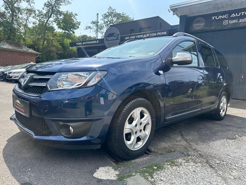 Blau Gebraucht 2016 Dacia Logan MCV Celebration Kombi | 5.999 € (Guter Preis) - Bild 1/4