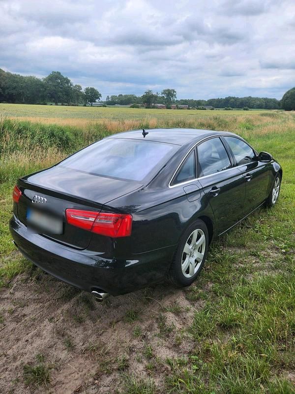Schwarz Gebraucht 2014 Audi A6 Limousine | 13.700 € (Fairer Preis) - Bild 1/4