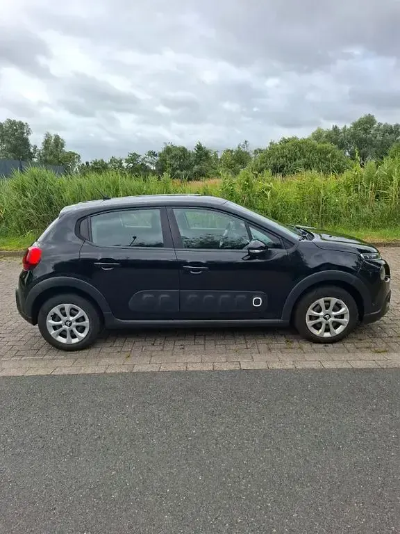 Gebraucht Citroën C3 Feel 82 PS (60 kW) 2020 Schwarz Kleinwagen