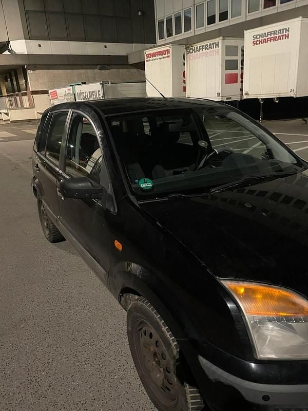 Gebraucht Ford Fusion 60 PS (44 kW) 2006 Schwarz Kleinwagen