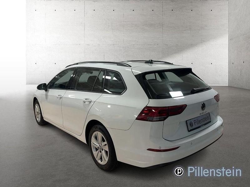 Gebraucht VW Golf VIII Life 116 PS (85 kW) 2022 Weiß Kombi