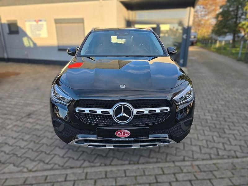 Gebraucht Mercedes GLA200 163 PS (119 kW) 2021 Schwarz SUV