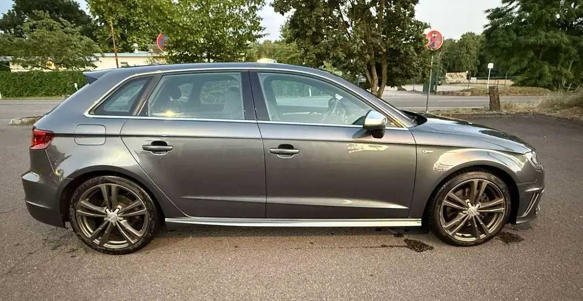 Gebraucht Audi A3 S-Line 184 PS (135 kW) 2016 Grau Kombi