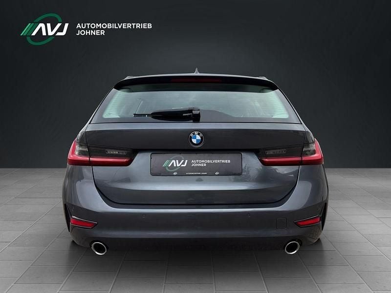 Gebraucht BMW 320 Advantage 190 PS (139 kW) 2022 Grau Limousine