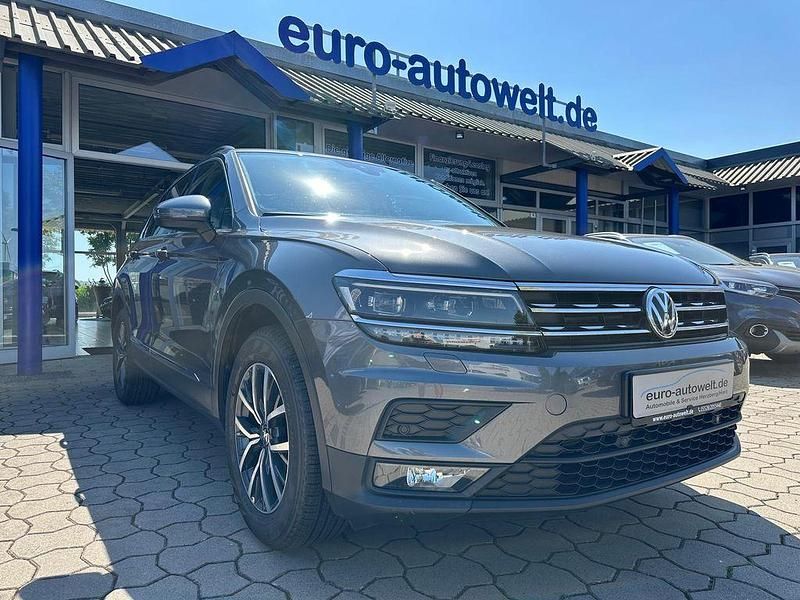Indiumgrau metallic Gebraucht 2020 VW Tiguan Comfortline SUV | 24.990 € (Fairer Preis) - Bild 1/4