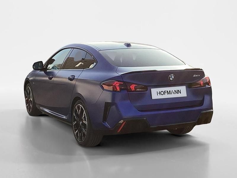 Gebraucht BMW 220 M Sport 150 PS (110 kW) 2025 Blau Coupé