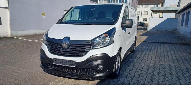 Weiß Gebraucht 2017 Renault Trafic Komfort Van | 7.300 € (Superpreis) - Bild 1/4