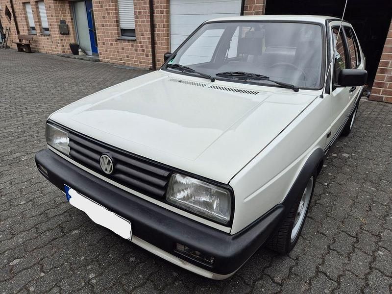 Weiß Gebraucht 1991 VW Jetta Limousine | 6.399 € - Bild 1/4