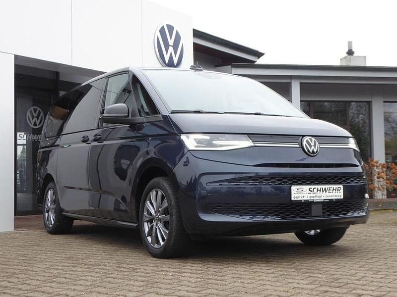 Gebraucht VW Multivan Life 204 PS (150 kW) 2022 Blau Van