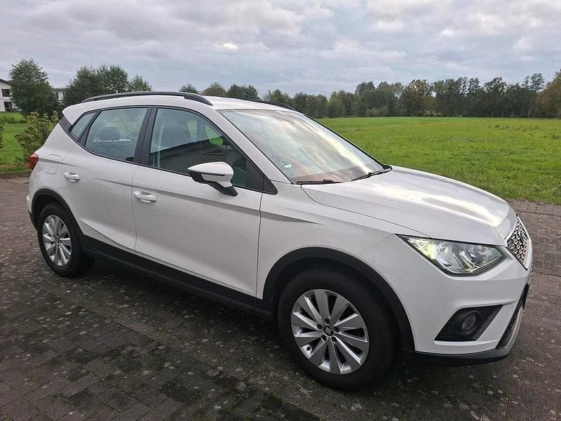 Weiß Gebraucht 2021 Seat Arona Style SUV | 12.500 € (Superpreis) - Bild 1/4