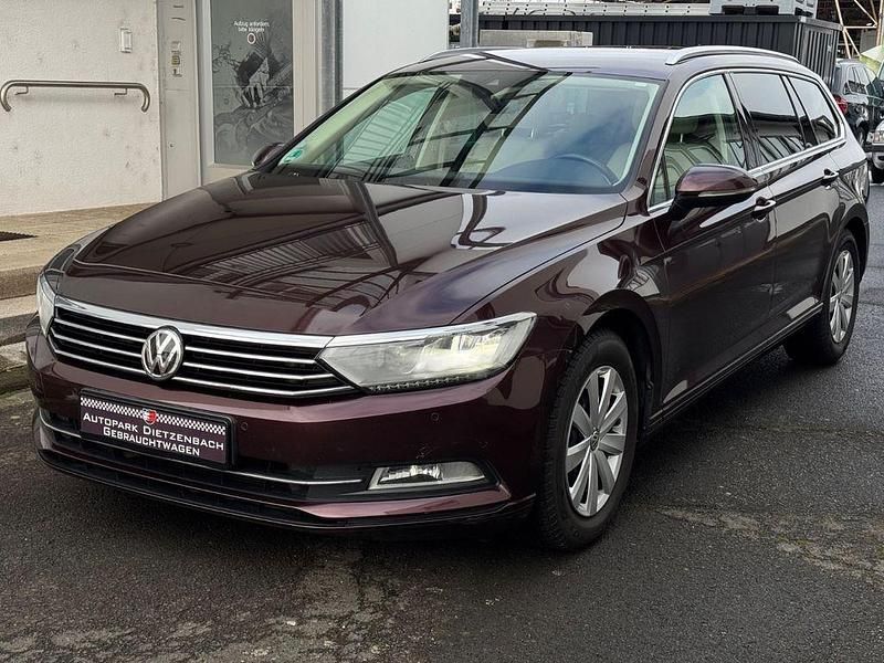 Gebraucht VW Passat R 150 PS (110 kW) 2017 Rot Kombi