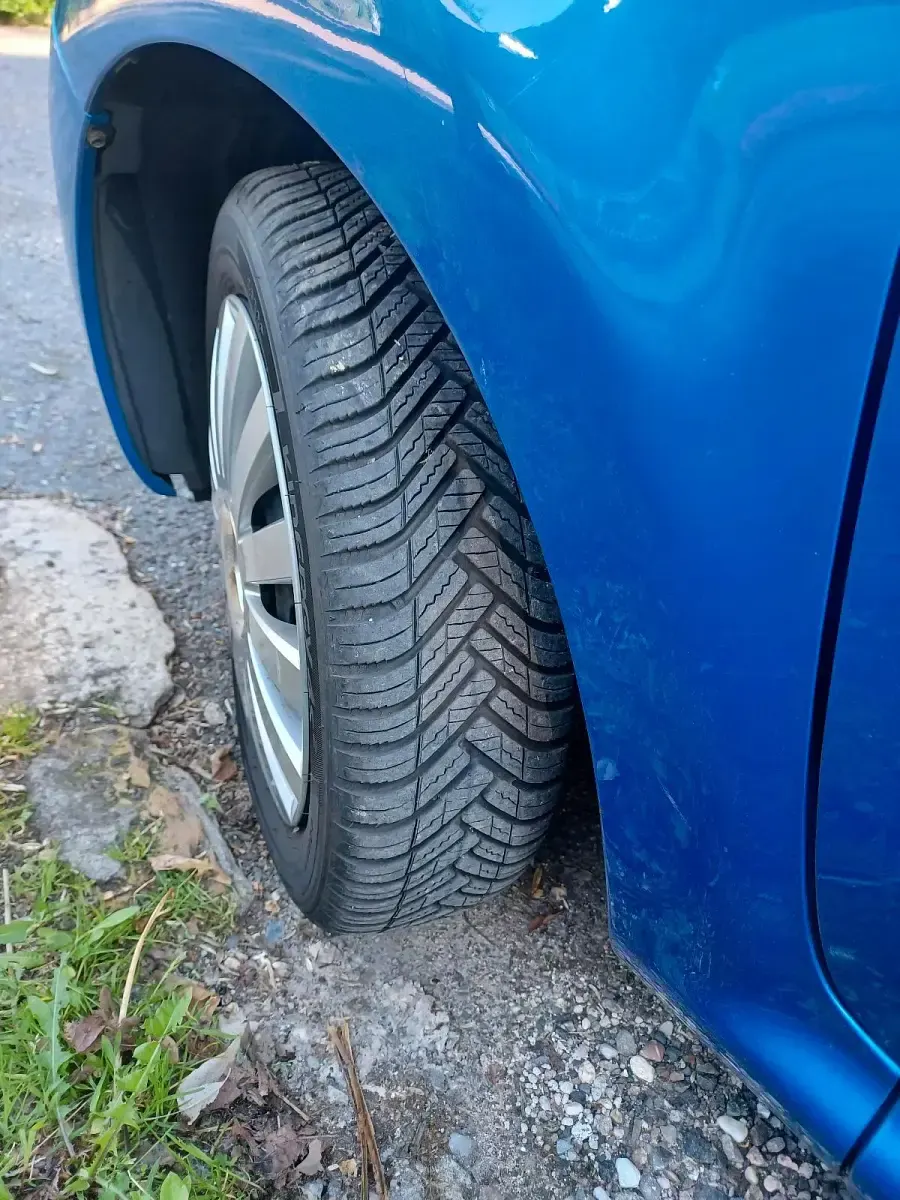Gebraucht Citroën C1 70 PS (51 kW) 2013 Blau Kleinwagen