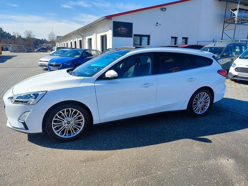 Używany Ford Focus Titanium 151 KM (111 kW) 2019 Biały Kombi
