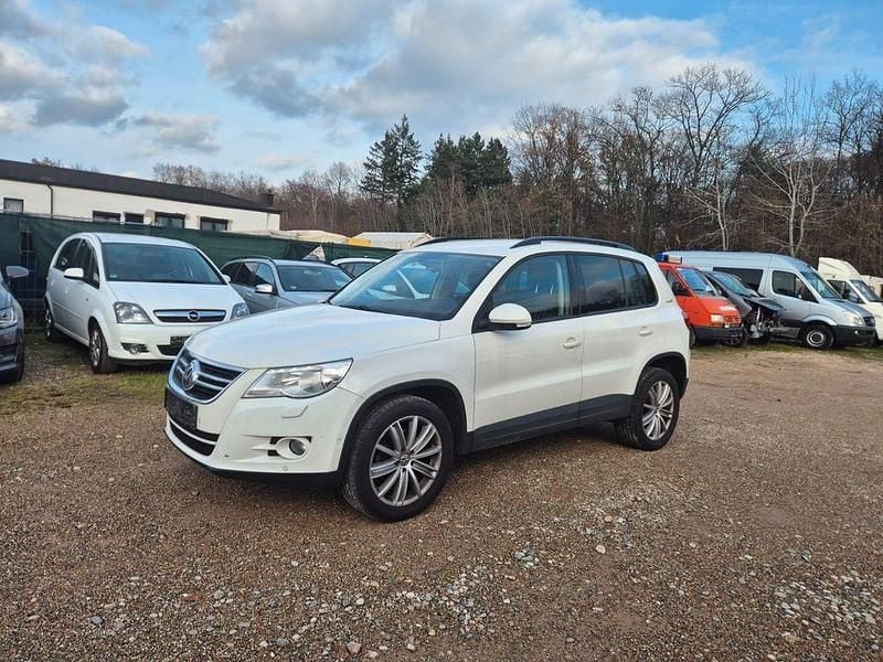 Weiß Gebraucht 2011 VW Tiguan Freestyle SUV | 4.299 € (Superpreis) - Bild 1/4
