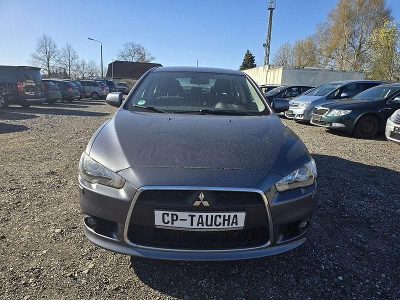 Gebraucht Mitsubishi Lancer Sportback 150 PS (110 kW) 2011 Grau Limousine