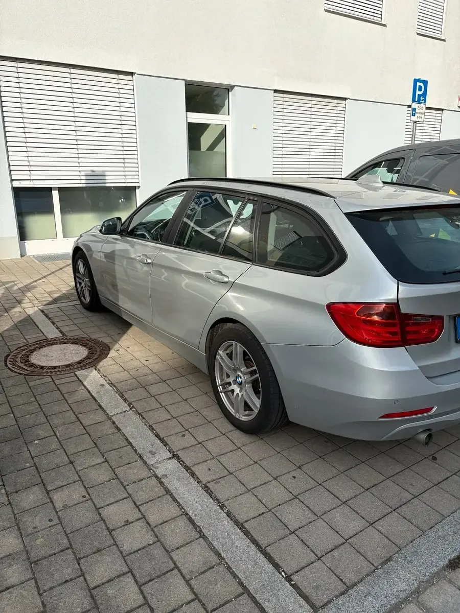 Gebraucht BMW 320 184 PS (135 kW) 2013 Grau Kombi