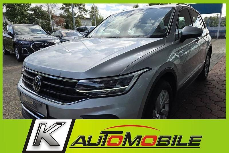 Silber Gebraucht 2023 VW Tiguan SUV | 30.980 € (Superpreis) - Bild 1/4