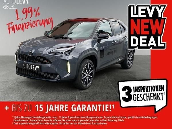 Grau (storm grey / dach schwarz) Neu 2025 Toyota Yaris Cross Sport SUV | 34.959 € (Teuer) - Bild 1/4