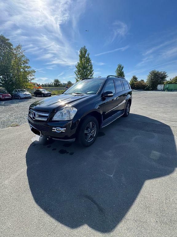 Schwarz Gebraucht 2006 Mercedes GL320 Chrome SUV | 9.800 € (Guter Preis) - Bild 1/4