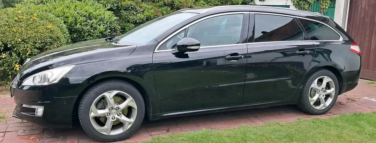 Gebraucht Peugeot 508 140 PS (102 kW) 2012 Schwarz Kombi