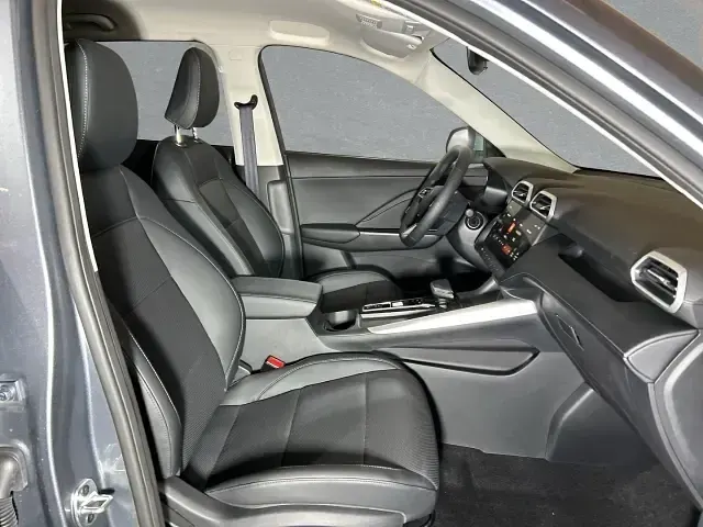 Neu MG ZS Luxury 197 PS (144 kW) 2026 Grau SUV