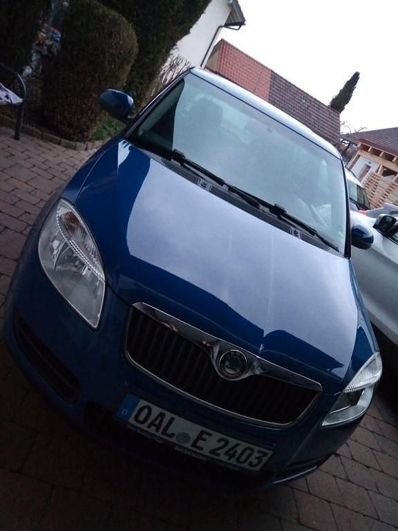 Gebraucht Skoda Fabia 69 PS (50 kW) 2008 Blau Limousine
